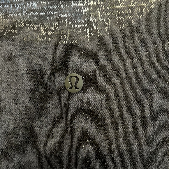 Black Lululemon Crop Tee - Picture 3 of 4